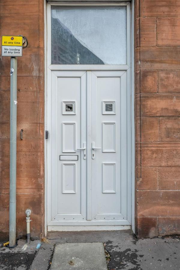 Private Ground Floor Main Door Entrance - Spacious 2 Bedroom Property - The Shore, Leith Edinburgh Exterior photo